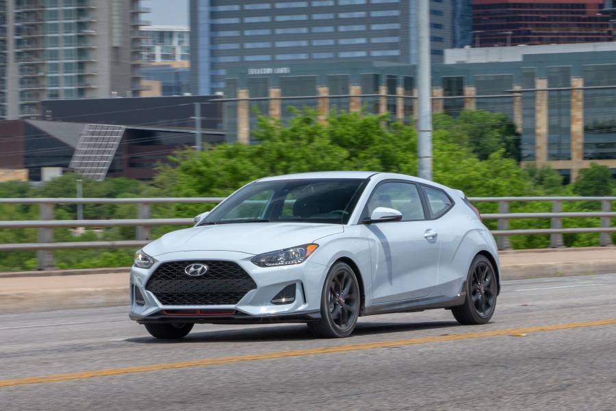  Hyundai Veloster Turbo R-Spec 2018 года  (NA) (фото 37 из 44)
